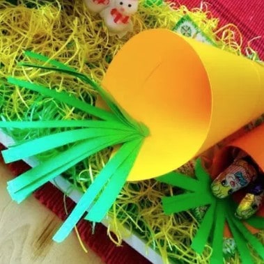 EASTER CARROT TREAT CUPS FOR AN EASTER MORNING BREAKFAST TRAY