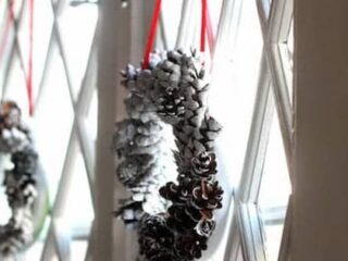 Mini Pinecone Wreath