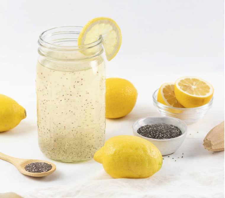 Cleansing recipes - a glass of chia fresca with lemons around it