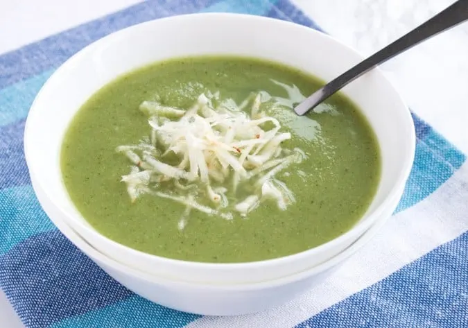 Cleansing recipes - bowl of spicy broccoli soup