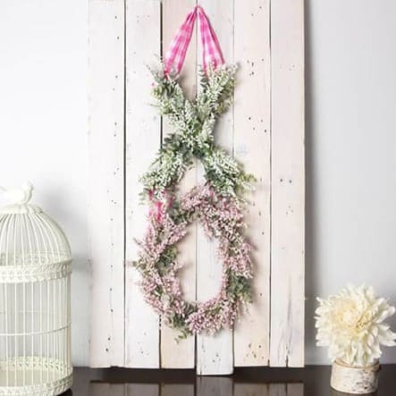 XO Valentines Day Door Decor with Flowers