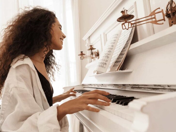 Best Online Piano Lessons: Learn Piano as an Adult or Teach Music at Home
