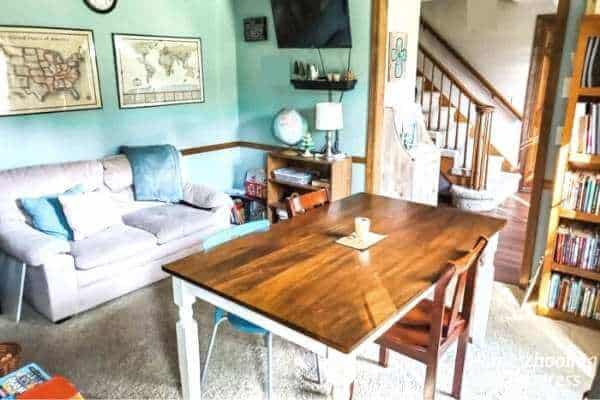 a homeschool room with a dining table workstation